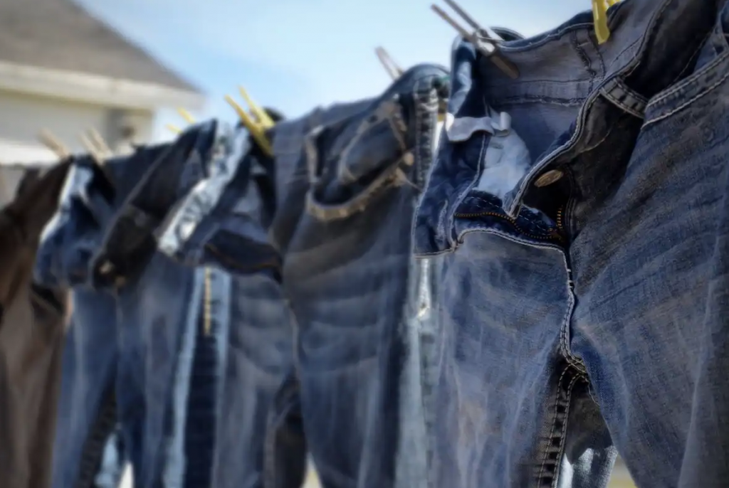 Experts say you should stop wearing jeans once you reach this age and this is the reason why!